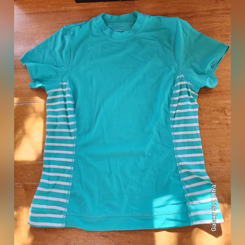 🏝 Lands' End Turquoise Athletic Shirt